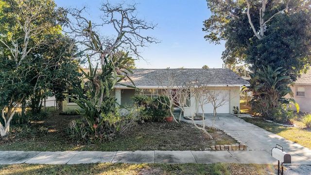 2025 PLAZA DOLORES, Clearwater, FL 33755