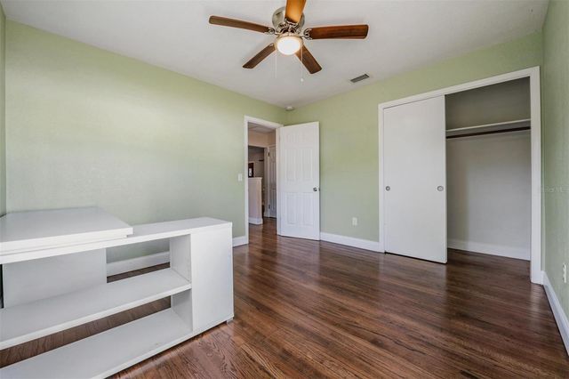 2025 PLAZA DOLORES, Clearwater, FL 33755