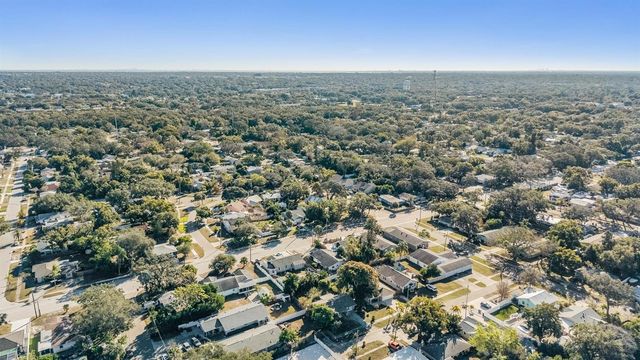 2025 PLAZA DOLORES, Clearwater, FL 33755