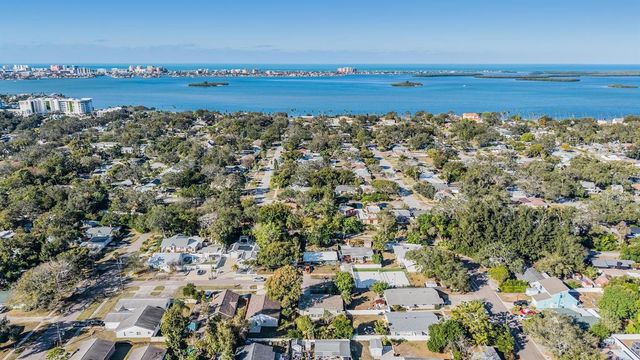 2025 PLAZA DOLORES, Clearwater, FL 33755