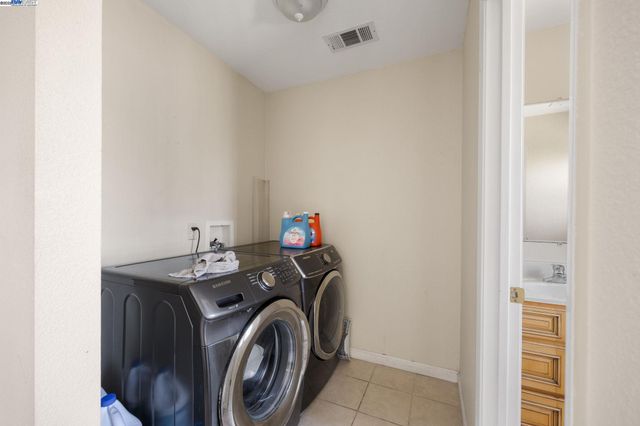 515 Alamo Ave, Richmond, CA 94801