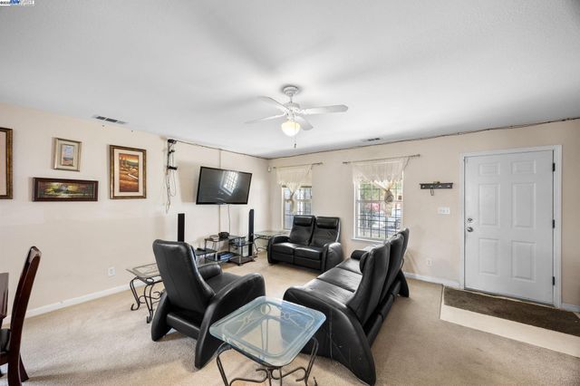 515 Alamo Ave, Richmond, CA 94801