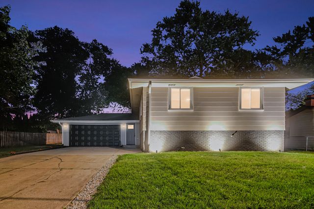 519 S Springinsguth Road, Schaumburg, IL 60193