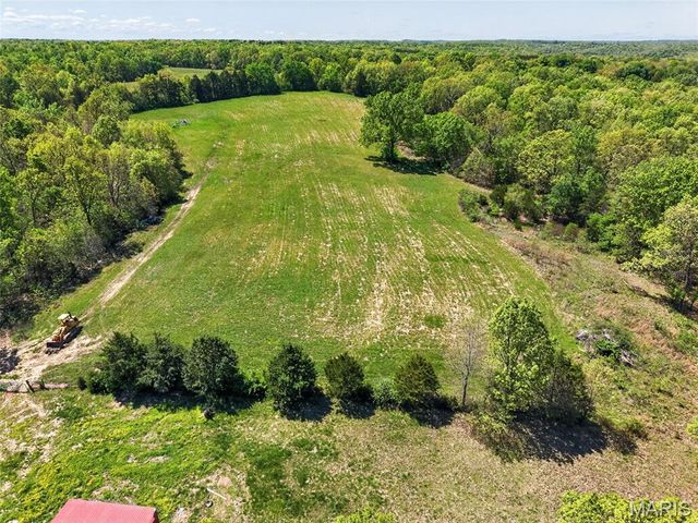 12971 Cowboy Drive, De Soto, MO 63020