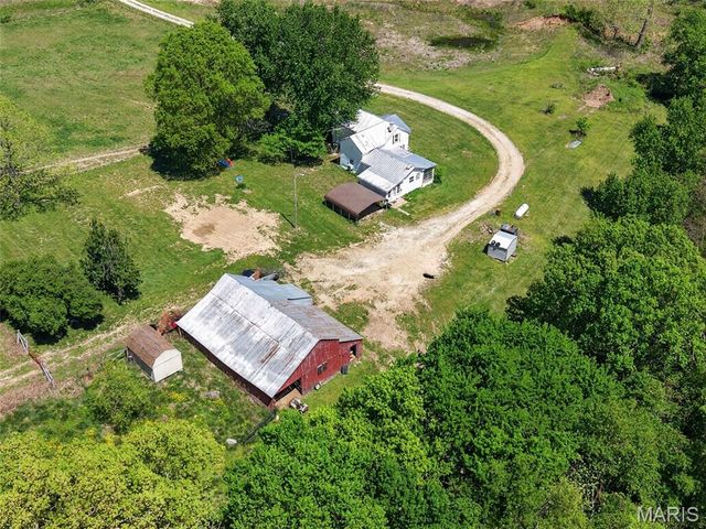 12971 Cowboy Drive, De Soto, MO 63020