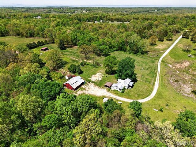 12971 Cowboy Drive, De Soto, MO 63020