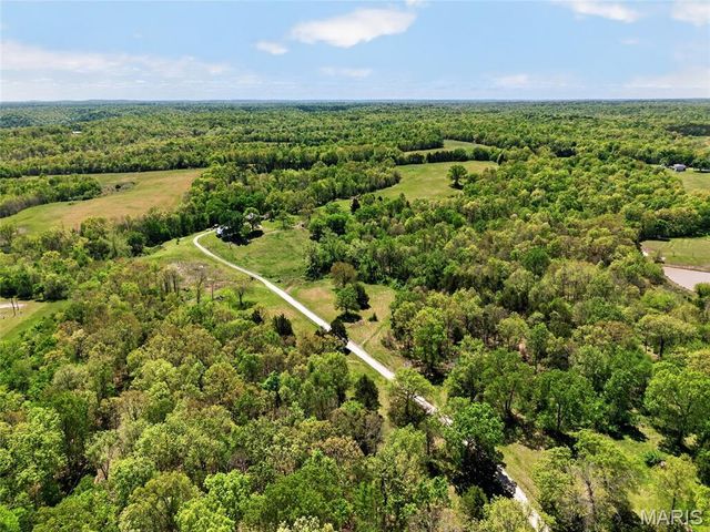 12971 Cowboy Drive, De Soto, MO 63020