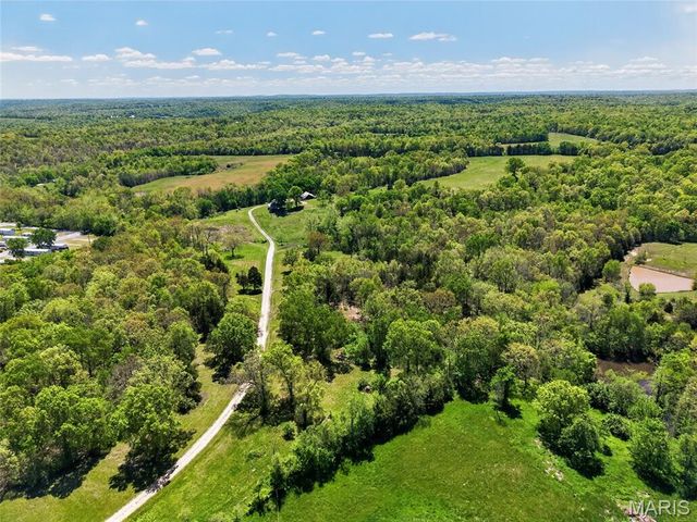 12971 Cowboy Drive, De Soto, MO 63020