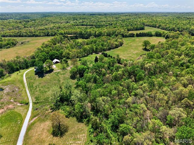 12971 Cowboy Drive, De Soto, MO 63020