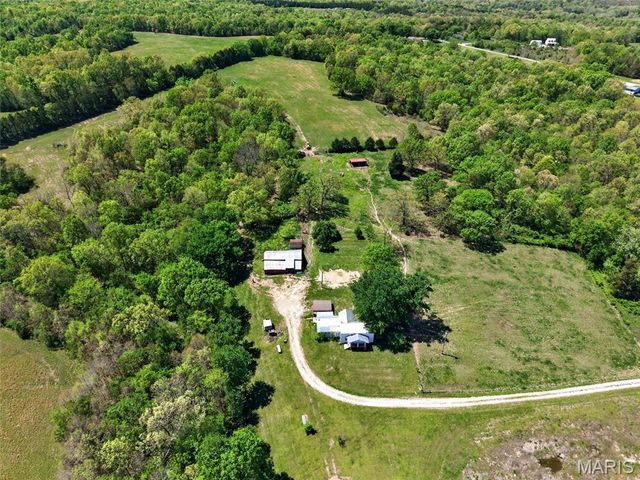 12971 Cowboy Drive, De Soto, MO 63020