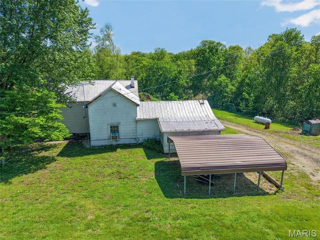 12971 Cowboy Drive, De Soto, MO 63020