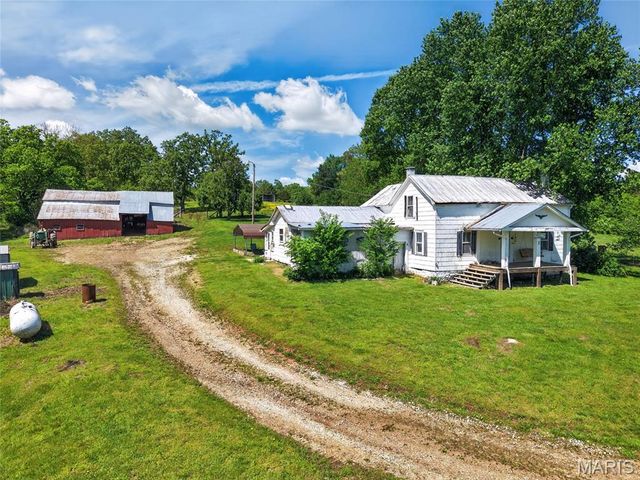 12971 Cowboy Drive, De Soto, MO 63020