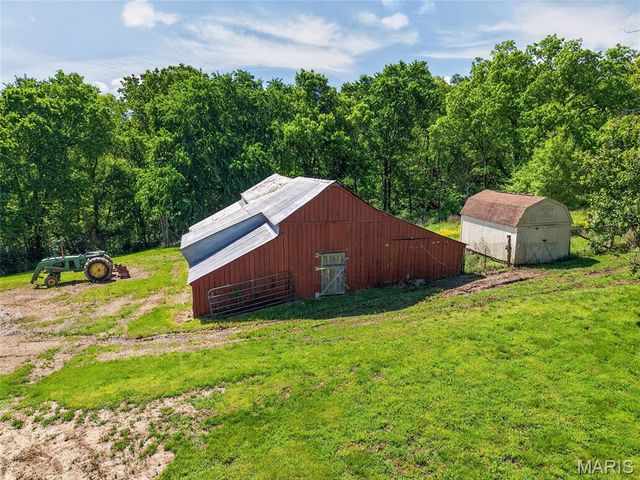 12971 Cowboy Drive, De Soto, MO 63020