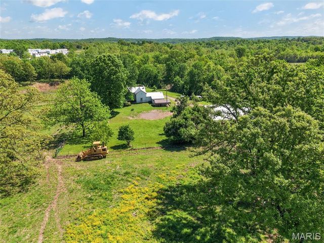 12971 Cowboy Drive, De Soto, MO 63020