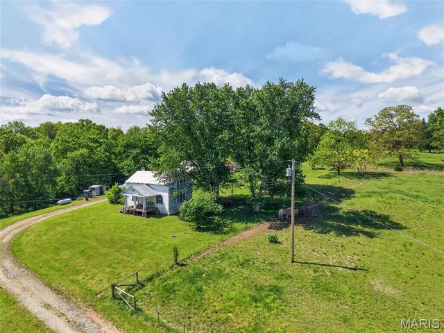 12971 Cowboy Drive, De Soto, MO 63020
