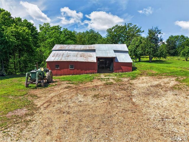 12971 Cowboy Drive, De Soto, MO 63020