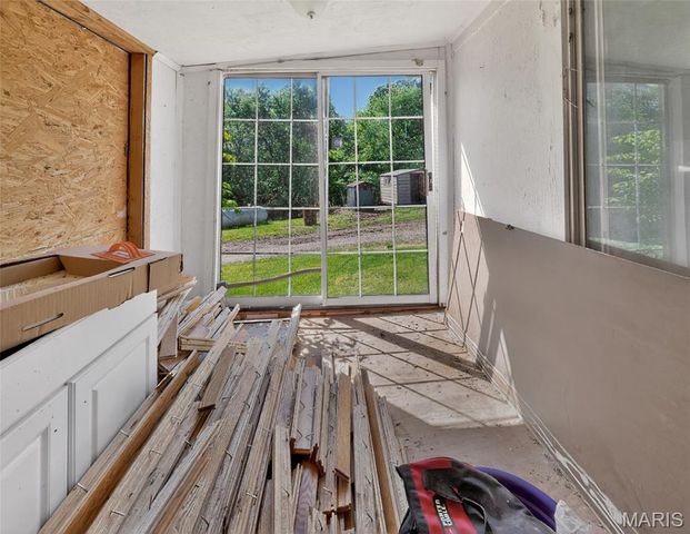 12971 Cowboy Drive, De Soto, MO 63020