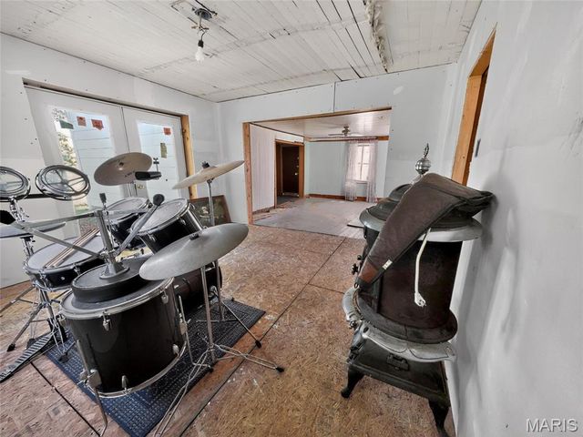 12971 Cowboy Drive, De Soto, MO 63020