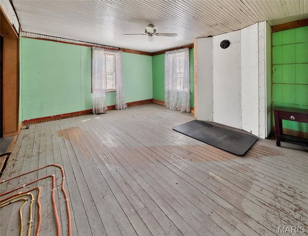 12971 Cowboy Drive, De Soto, MO 63020