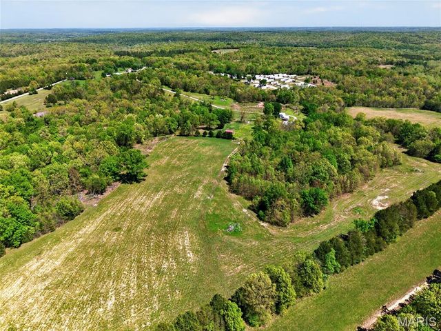 12971 Cowboy Drive, De Soto, MO 63020