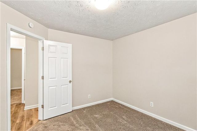 1426 Hyde Court, Hampton, GA 30228