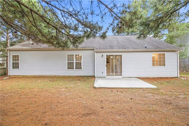 1426 Hyde Court, Hampton, GA 30228