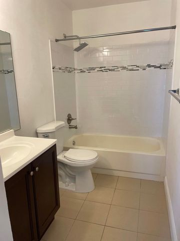 1990 SW 9th Street 1-2, Fort Lauderdale, FL 33312