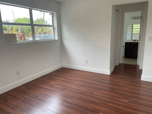 1990 SW 9th Street 1-2, Fort Lauderdale, FL 33312