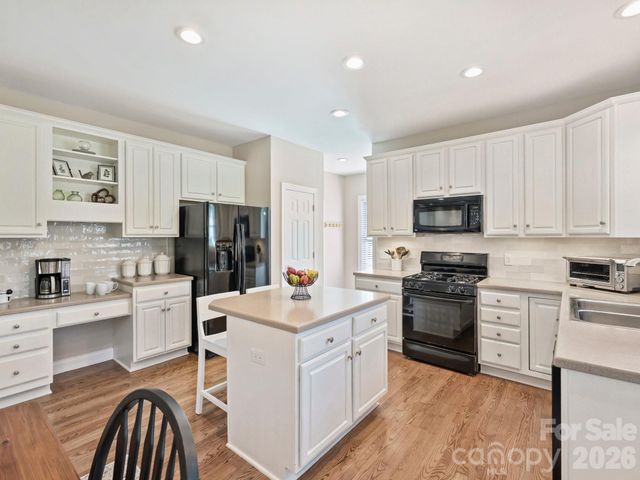 15485 Donnington Drive, Charlotte, NC 28277