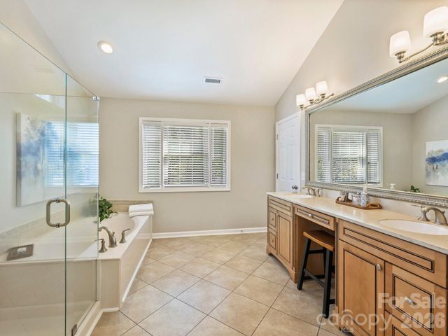 15485 Donnington Drive, Charlotte, NC 28277