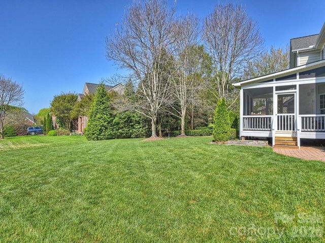 15485 Donnington Drive, Charlotte, NC 28277