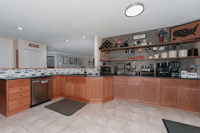 275 Jacaranda Drive, Battle Creek, MI 49015