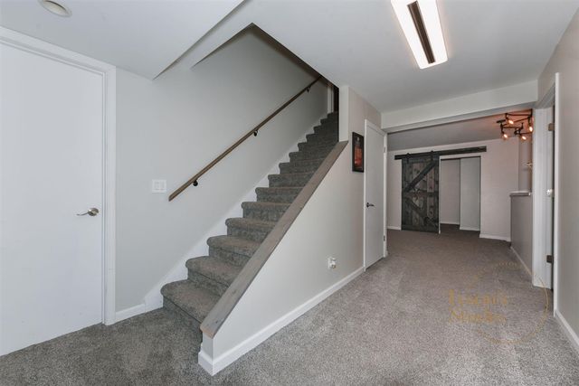 275 Jacaranda Drive, Battle Creek, MI 49015