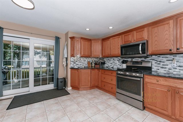 275 Jacaranda Drive, Battle Creek, MI 49015