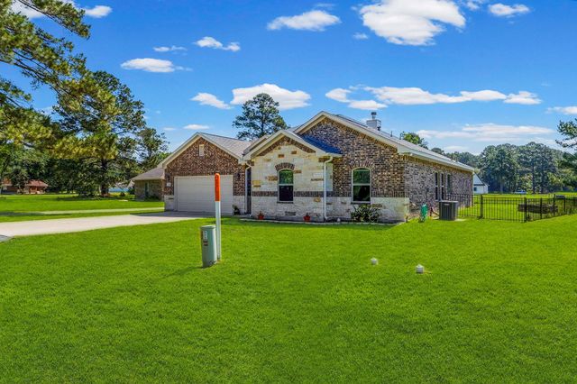 132 Coral Gables Drive, Trinity, TX 75862