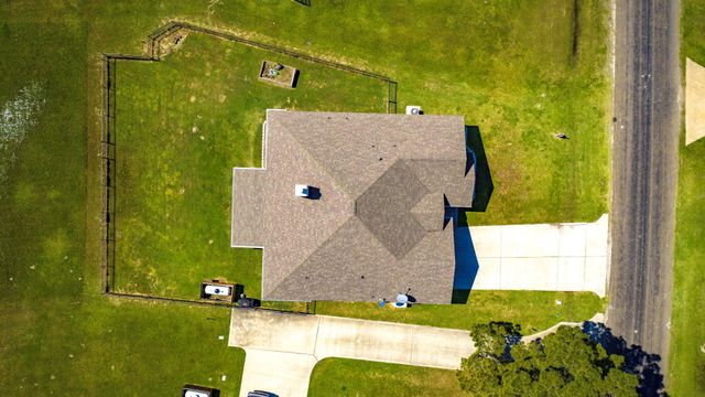 132 Coral Gables Drive, Trinity, TX 75862