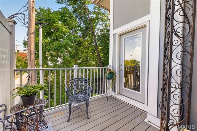 4225 W Pine Boulevard 23, St Louis, MO 63108