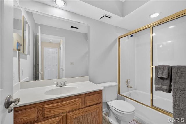4225 W Pine Boulevard 23, St Louis, MO 63108