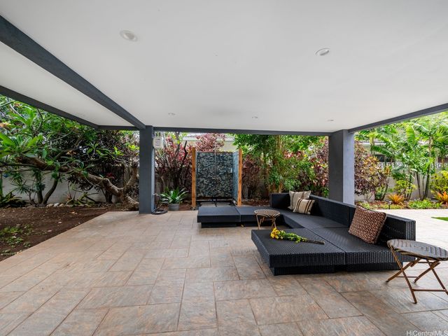 6601 Hawaii Kai Drive, Honolulu, HI 96825