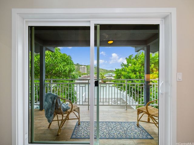 6601 Hawaii Kai Drive, Honolulu, HI 96825