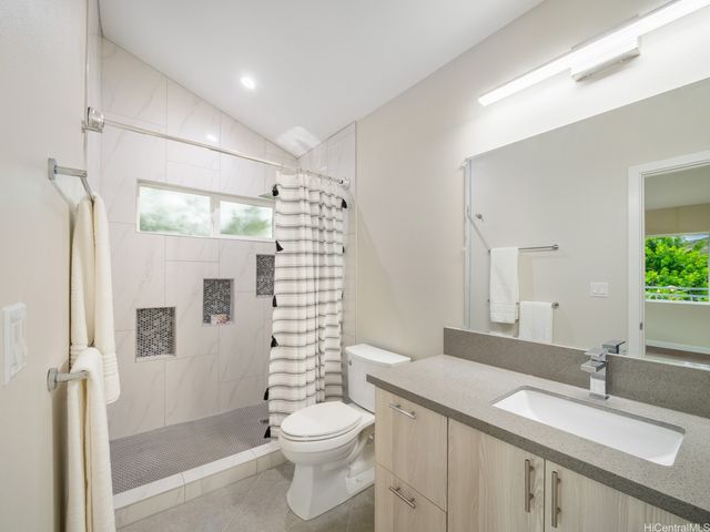 6601 Hawaii Kai Drive, Honolulu, HI 96825