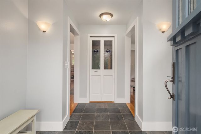 7732 195th Street SW, Edmonds, WA 98026