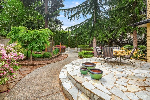 7732 195th Street SW, Edmonds, WA 98026