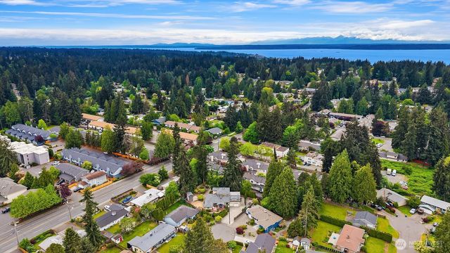 7732 195th Street SW, Edmonds, WA 98026