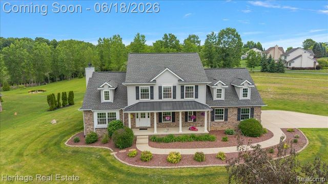 5222 Coulter Lake Boulevard, Independence Charter Township, MI 48348