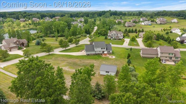 5222 Coulter Lake Boulevard, Independence Charter Township, MI 48348