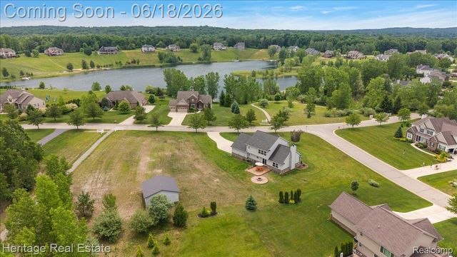 5222 Coulter Lake Boulevard, Independence Charter Township, MI 48348