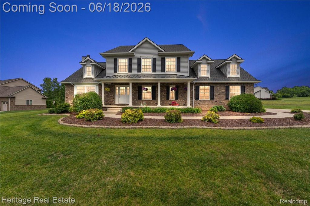 5222 Coulter Lake Boulevard, Independence Charter Township, MI 48348