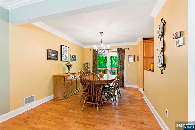 9 Jayne Terrace, Ringwood, NJ 07456