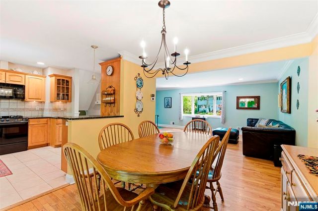 9 Jayne Terrace, Ringwood, NJ 07456